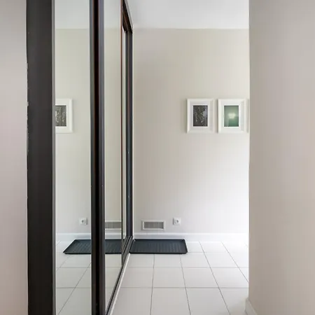 Apartamento Wola Ratusz Homely By Bookinghost *