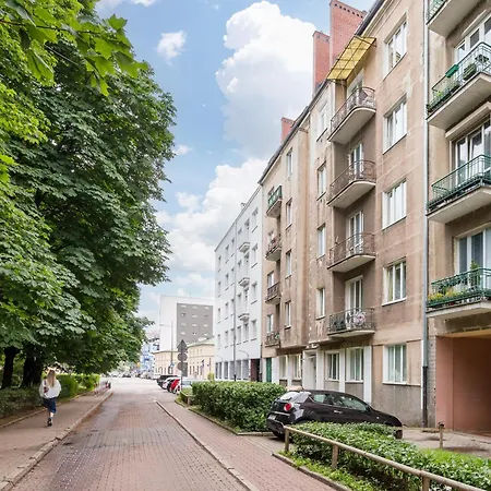 Apartamento Wola Ratusz Homely By Bookinghost